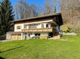 Romantisches Alpenchalet - mit Sauna und Kamin - ruhig und zentral – hotel w mieście Bad Tölz