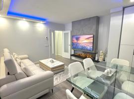 APARTAMENTO LUXURY, hotel with parking in Madrid
