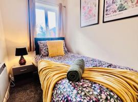 Brand New! The Cosy Cove by Artisan Stays I Free Parking I Weekly Or Monthly Stay I Relocation & Business I Sleeps 5, hotel v destinácii Chelmsford