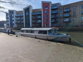 첼름스퍼드에 위치한 선상 숙소 Unique Boat in Chelmsford city