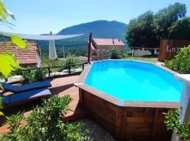 Old House Lapis- pool, hot tub, BBQ