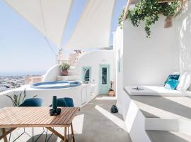 Viesnīca Vima Santorini, Traditional Luxury pilsētā Emporio