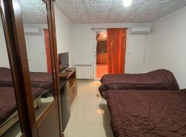 Appartement familial, apartman u gradu 'Kouba'