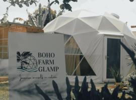 Boho Farm Glamp, luxury tent in Santo Tomas