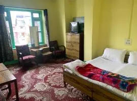 Hotel EMBASSY