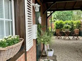 Cottage & Garden & Sauna am See