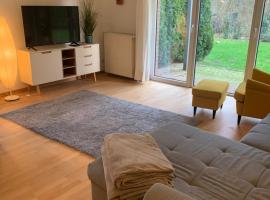 Sonniges Garten-Apartment in ruhiger Parklage, lejlighed i Bad Segeberg