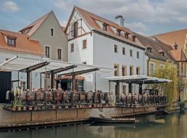 Bootshaus Amberg, family hotel in Amberg