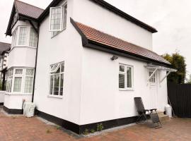 Nice and Cosy One Bed Flat – hotel w mieście Carshalton