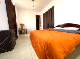 Cozy 2 Bedroom Peduase Valley Resort View Apartment, hotel con parcheggio a Peduasi