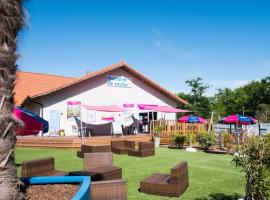 MH camping 4 étoile Mer/forêt, hotell i Soulac-sur-Mer