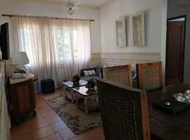 Hermoso apartamento de playa en perla marina Sosua - Cabarete, hotel in Sosúa