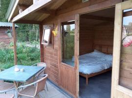 Wijndomein de Vier Ambachten -overnachten in de wijngaard, hotel v destinaci Simonshaven