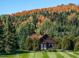 Chalets Royal Laurentien, готель у місті Saint-Faustin