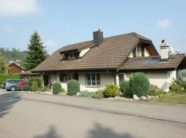 Ferienwohnung und B&B Chasa Janett