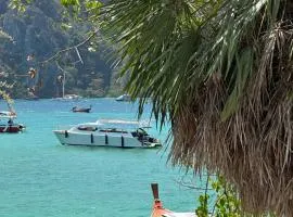 MILD ROOM SEA VIEW ROOM FOR RENT