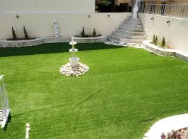 Luxury Villa & Free Breakfast - RnR Manor