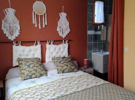 Gites l&rsquo;Olivier avec piscine