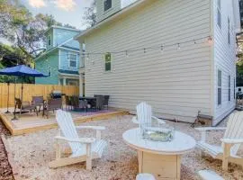 Southern Charming NEW Home Mins to Beach & Dwntn