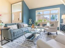 Corporate Housing Charm near East Sammamish Park