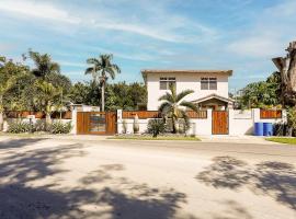 EcoMar Rentals Casa:, Naturaleza, Piscina & Playa, hótel í Cabo Rojo