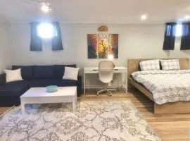 Cute one bedroom by Airport