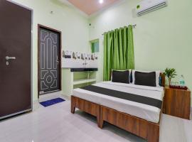 OYO Shri Radhe Guest House & Restaurant, hotel near Dehradun Airport - DED, Rishīkesh