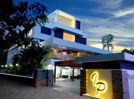 Hotel New Indraprastha, hotel 4 estrellas en Kilimanūr