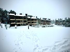 Ático duplex a pie de pistas de esquí, hotel a La Molina