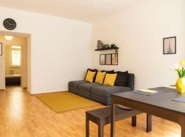 One Bedroom Apartment Berlin Neukölln, отель в Берлине, рядом находится Фестивальный центр Estrel