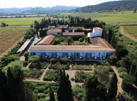 Hôtel et Appart'Hôtel Le Relais Du Val D'Orbieu, hotel económico en Ornaisons