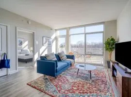 Fairfax 1br w gym pool wd nr theater WDC-775