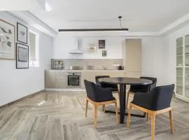 The Cube - Designer finished studio by SF Homes
