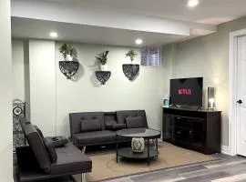 New Private Basement Suite 15 mins from The Falls