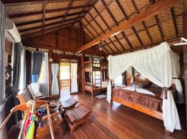 Orangutan Orchard Bungalow, αγροικία σε Timbanglawang 1