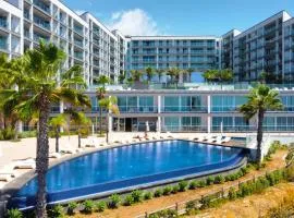 Lexus Avenue by LovelyStay