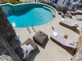 Breathtaking 6 Bed in Platis Gialos, hotel i Platis Gialos