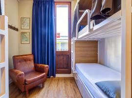 Factory Hostels Barcelona, hotel en Barcelona
