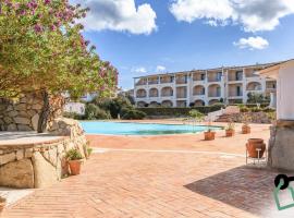 HOTIDAY Hotel Porto Cervo, готель у місті Porto Cervo