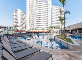 Ideal para famílias, hospede-se no Solar das Águas., hotel v mestu Olímpia