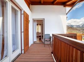Fröhlichhof Wohnung Apfelblüte, hotel di Lagundo