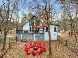 Modern Luxury Cabin w Hot Tub & Indoor Pool Access