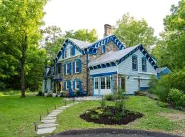Spacious 4bd Country Gem - Fire Pit & Chill Vibes