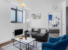 Priority Suite - Modern 2 Bedroom Apartment in Birmingham City Centre - Perfect for Family, Business and Leisure Stays by Estate Experts, hotel mesra haiwan peliharaan di Birmingham