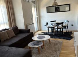 Apartman DM, ξενοδοχείο σε Zvezdara