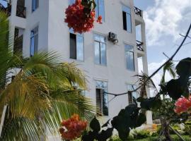 Five Seasons Zanzibar opposite Mnemba island Hotel, apartment in Makunge