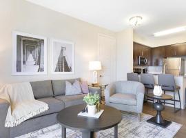 Landing - Modern Apartment with Amazing Amenities (ID8617X54), hótel í Estero