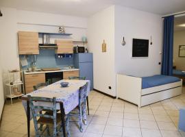 A casa di Sole Brovello, apartment in Brovello-Carpugnino