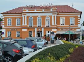 Hotel Roháč, готель у місті Трстена