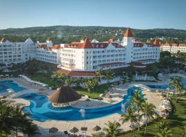 Bahia Principe Grand Jamaica - All Inclusive, hótel í Runaway Bay